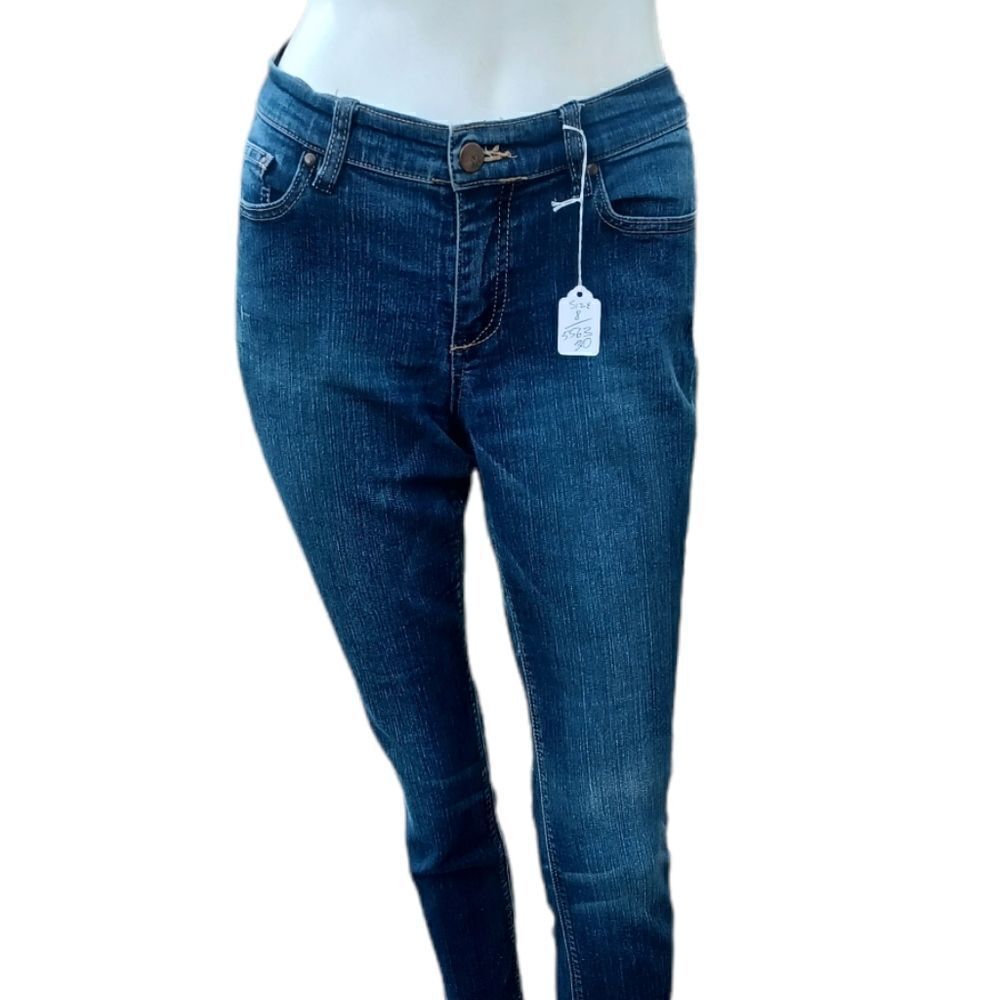 556330....NY&C Lower Waist Skinny Jeans Size 8